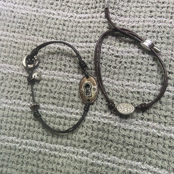 Bundle of 3 Fossil Adjustable Bracelets Turquoise & Leather with Fossil Logo - Picture 8 of 16